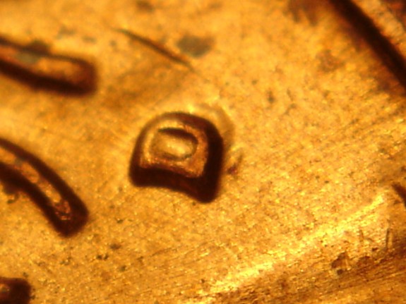 1974-D-Lincoln-Memorial-Cent-1MM-007?-Looks-Like-It,-But: